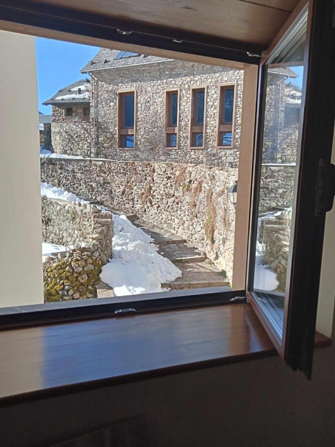 Casitas En Sallent En El Centro Villa Sallent De Gallego Luaran gambar