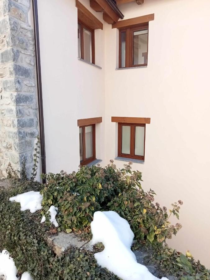 Casitas En Sallent En El Centro Villa Sallent De Gallego Luaran gambar